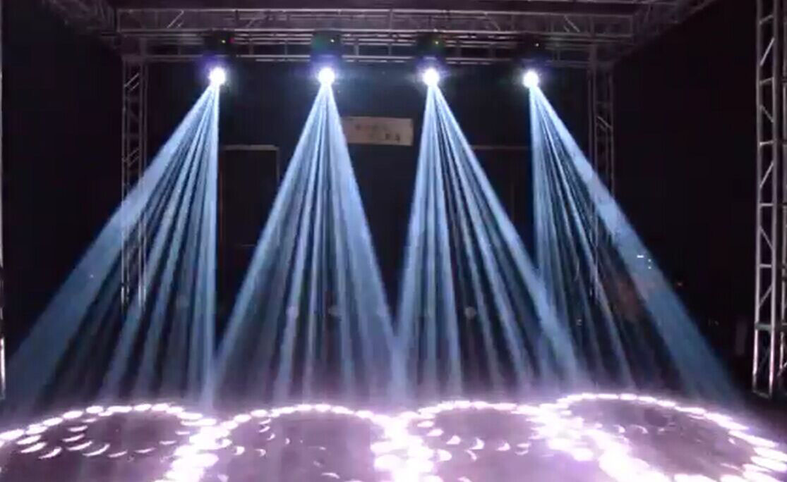 如何排列舞台灯光?效果图