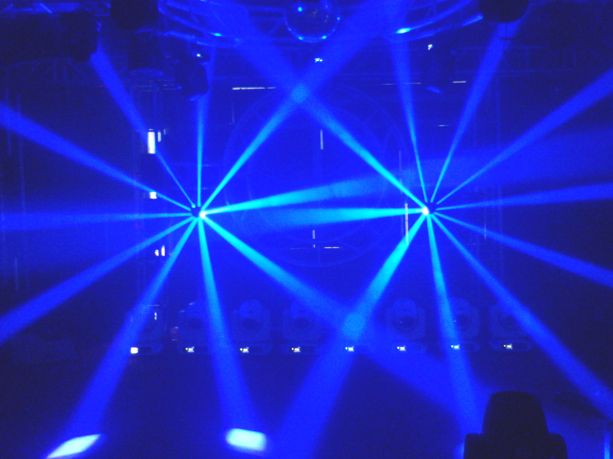 舞台灯光如何着色效果图