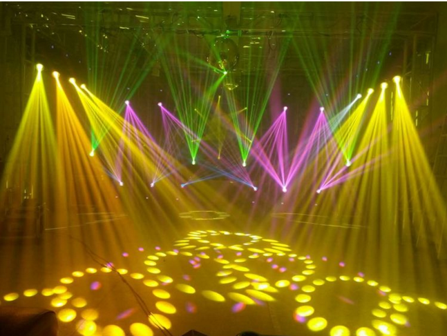 如何选购舞台灯具效果图